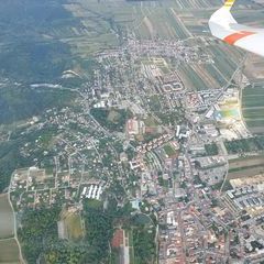 Flugwegposition um 16:12:52: Aufgenommen in der Nähe von Eisenstadt, Österreich in 1460 Meter